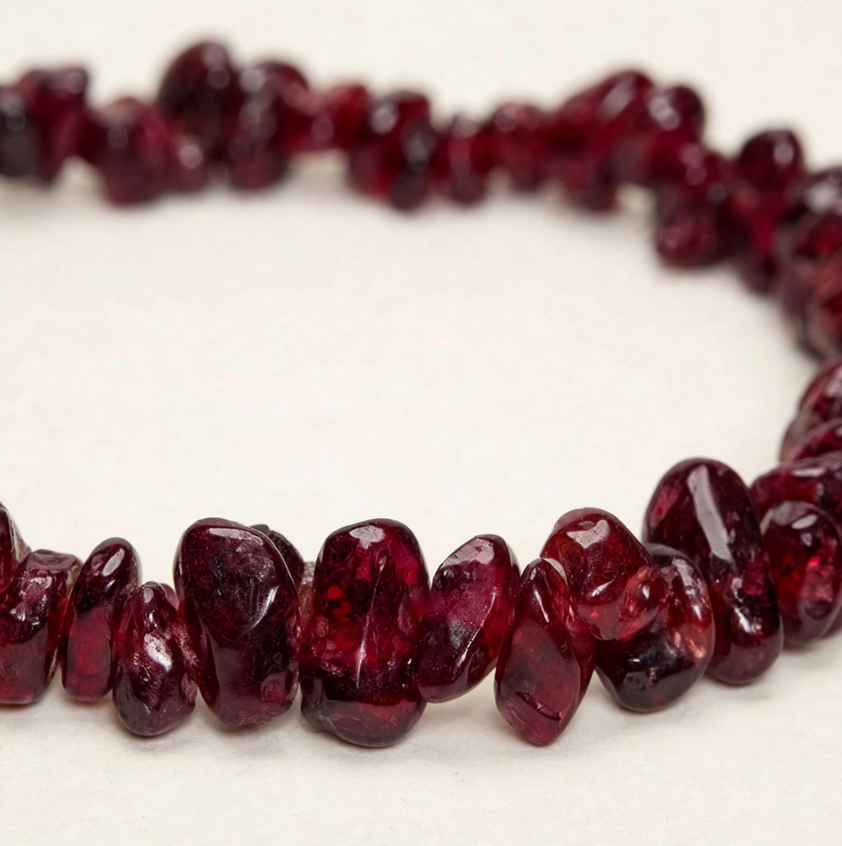 Garnet Chips Bracelet